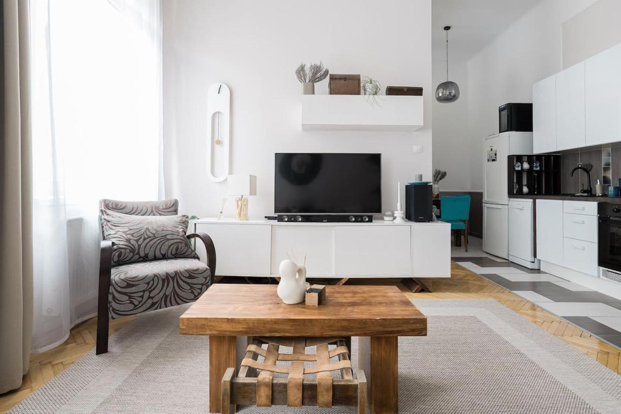 Sunrise Lounge Corvin 63M2 Ac Lägenhet Budapest Exteriör bild