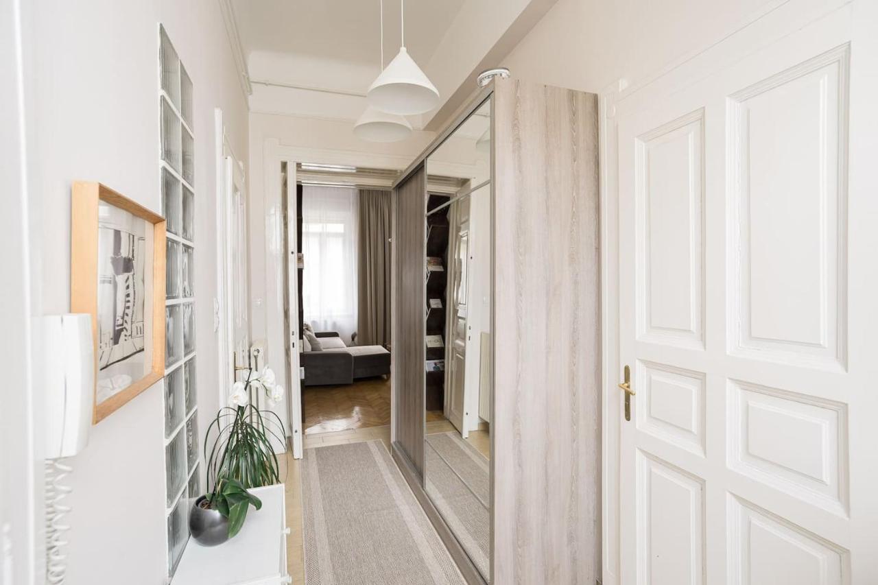 Sunrise Lounge Corvin 63M2 Ac Lägenhet Budapest Exteriör bild